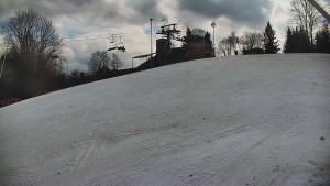 Skiareál Karolinka  - Otočná kamera na sjezdovce - 13.3.2026 v 11:40