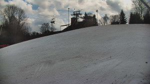 Skiareál Karolinka  - Otočná kamera na sjezdovce - 13.3.2026 v 11:55