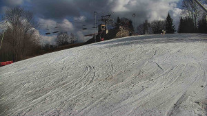 Skiareál Karolinka  - Otočná kamera na sjezdovce - 13.3.2026 v 14:15