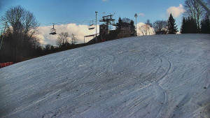 Skiareál Karolinka  - Otočná kamera na sjezdovce - 13.3.2026 v 15:55