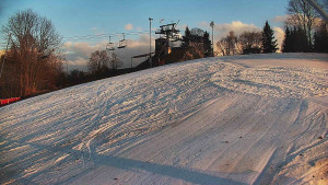 Skiareál Karolinka  - Otočná kamera na sjezdovce - 13.3.2026 v 17:20