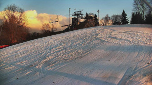 Skiareál Karolinka  - Otočná kamera na sjezdovce - 13.3.2026 v 17:25