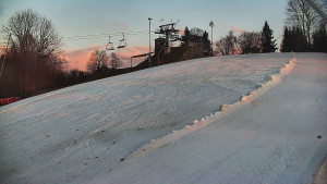 Skiareál Karolinka  - Otočná kamera na sjezdovce - 13.3.2026 v 17:35