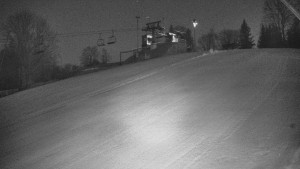 Skiareál Karolinka  - Otočná kamera na sjezdovce - 13.3.2026 v 18:35