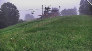 Skiareál Karolinka - Otočná kamera na sjezdovce - 13.6.2026 v 05:55 Skiareál Karolinka - Otočná kamera na sjezdovce - 13.6.2026 v 05:55