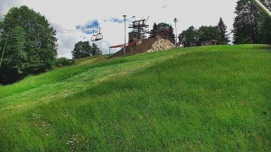 Skiareál Karolinka - Otočná kamera na sjezdovce - 13.6.2026 v 13:55 Skiareál Karolinka - Otočná kamera na sjezdovce - 13.6.2026 v 13:55