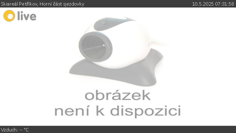 Skiareál Petříkov - Horní část sjezdovky - 10.5.2025 v 07:31 Skiareál Petříkov - Horní část sjezdovky - 10.5.2025 v 07:31