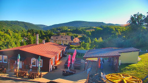 Skiareál Hlubočky - Sjezdovka skiareálu Hlubočky - 2.7.2025 v 07:15