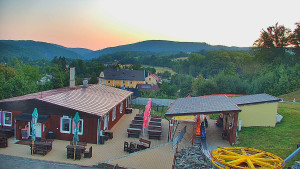 Skiareál Hlubočky - Sjezdovka skiareálu Hlubočky - 15.8.2025 v 05:45