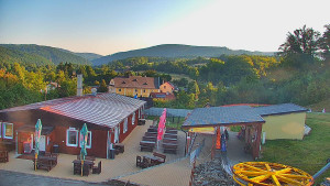 Skiareál Hlubočky - Sjezdovka skiareálu Hlubočky - 15.8.2025 v 07:15