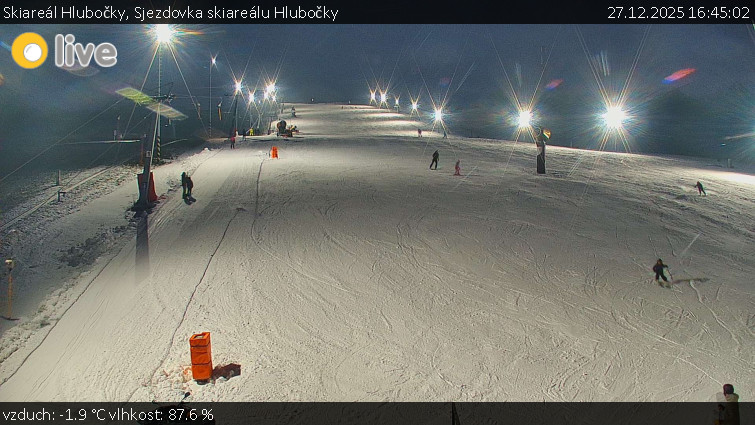 Skiareál Hlubočky - Sjezdovka skiareálu Hlubočky - 27.12.2025 v 16:45