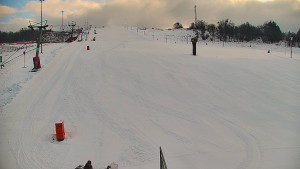 Skiareál Hlubočky - Sjezdovka skiareálu Hlubočky - 7.1.2026 v 08:45 Skiareál Hlubočky - Sjezdovka skiareálu Hlubočky - 7.1.2026 v 08:45