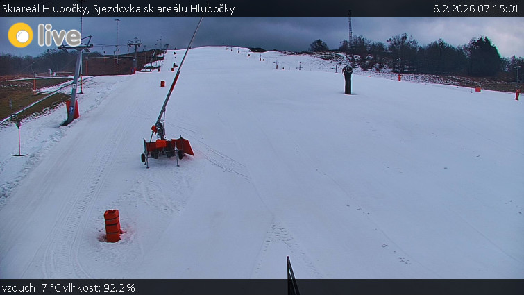 Skiareál Hlubočky - Sjezdovka skiareálu Hlubočky - 6.2.2026 v 07:15