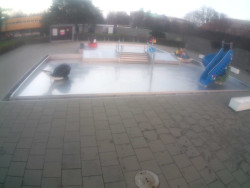 Dětstký venkovní bazén