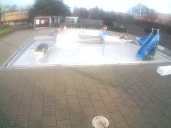 Dětstký venkovní bazén