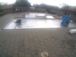 Dětstký venkovní bazén