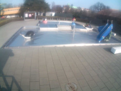 Dětstký venkovní bazén