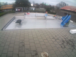 Dětstký venkovní bazén