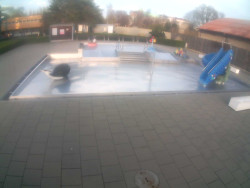 Dětstký venkovní bazén