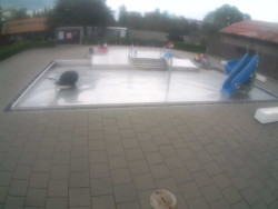 Dětstký venkovní bazén