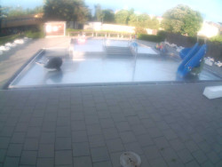 Dětstký venkovní bazén