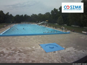 Koupaliště Bajda Kroměříž - Hlavní bazén - 23.6.2025 v 12:45