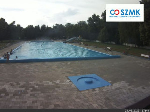 Koupaliště Bajda Kroměříž - Hlavní bazén - 23.6.2025 v 17:45