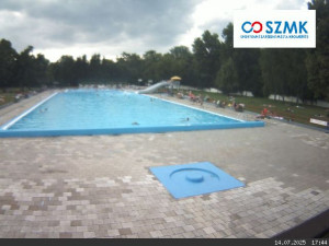 Koupaliště Bajda Kroměříž - Hlavní bazén - 14.7.2025 v 17:45