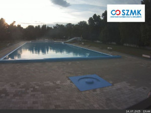 Koupaliště Bajda Kroměříž - Hlavní bazén - 14.7.2025 v 19:45