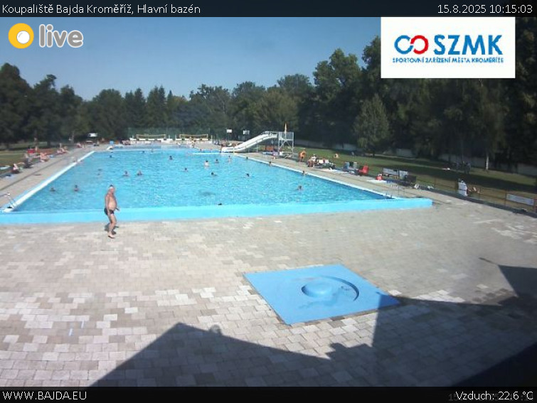 Koupaliště Bajda Kroměříž - Hlavní bazén - 15.8.2025 v 10:15