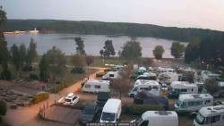 Přehrada, hráz, pláž