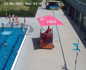 Koupaliště Petynka - Hlavní bazén - 23.6.2025 v 13:45