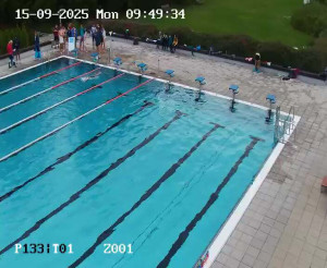 Koupaliště Petynka - Hlavní bazén - 15.9.2025 v 09:45