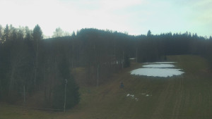 SKICENTRUM Miroslav Lipová Lázně - Dojezd hlavní sjezdovky - 17.12.2025 v 07:55