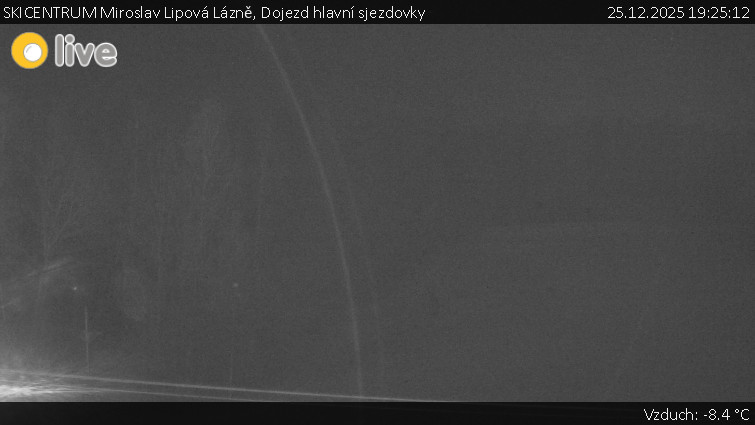 SKICENTRUM Miroslav Lipová Lázně - Dojezd hlavní sjezdovky - 25.12.2025 v 19:25