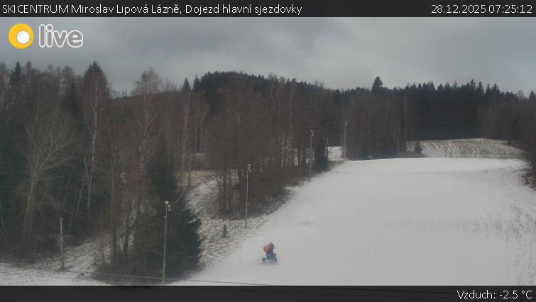 SKICENTRUM Miroslav Lipová Lázně - Dojezd hlavní sjezdovky - 28.12.2025 v 07:25