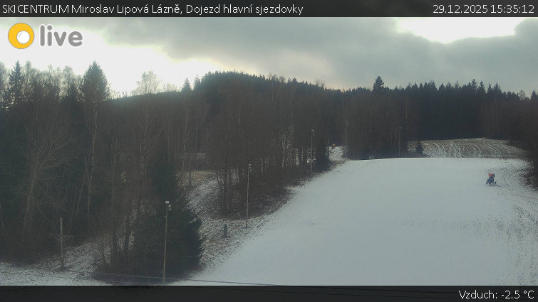 SKICENTRUM Miroslav Lipová Lázně - Dojezd hlavní sjezdovky - 29.12.2025 v 15:35