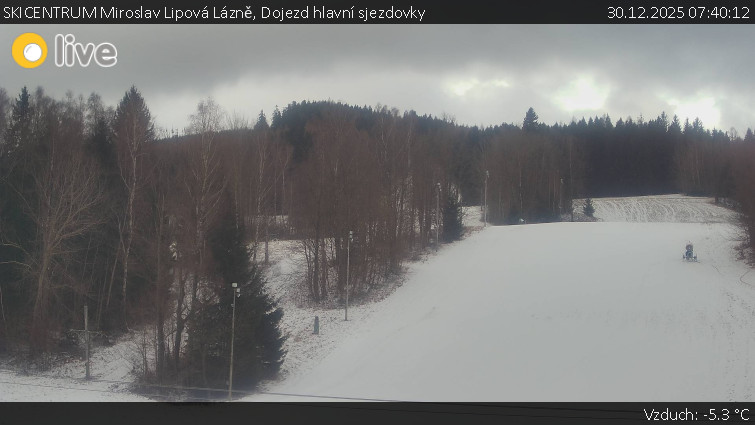 SKICENTRUM Miroslav Lipová Lázně - Dojezd hlavní sjezdovky - 30.12.2025 v 07:40