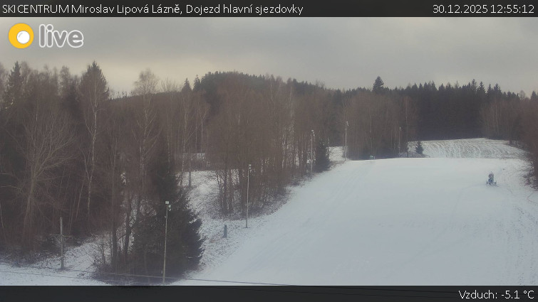 SKICENTRUM Miroslav Lipová Lázně - Dojezd hlavní sjezdovky - 30.12.2025 v 12:55