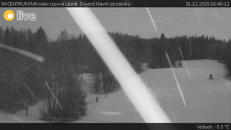 SKICENTRUM Miroslav Lipová Lázně - Dojezd hlavní sjezdovky - 31.12.2025 v 16:40