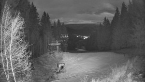 SKICENTRUM Miroslav Lipová Lázně - Výstupní stanice lanové dráhy - 7.12.2025 v 16:45 SKICENTRUM Miroslav Lipová Lázně - Výstupní stanice lanové dráhy - 7.12.2025 v 16:45