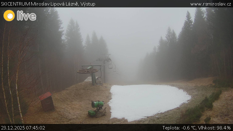SKICENTRUM Miroslav Lipová Lázně - Výstupní stanice lanové dráhy - 23.12.2025 v 07:45