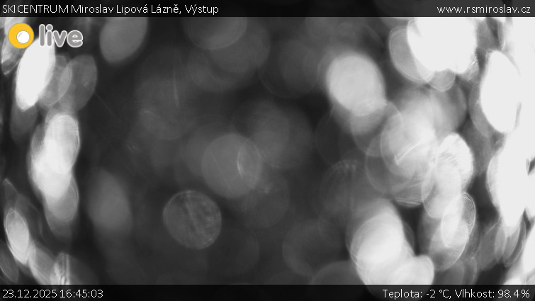 SKICENTRUM Miroslav Lipová Lázně - Výstupní stanice lanové dráhy - 23.12.2025 v 16:45