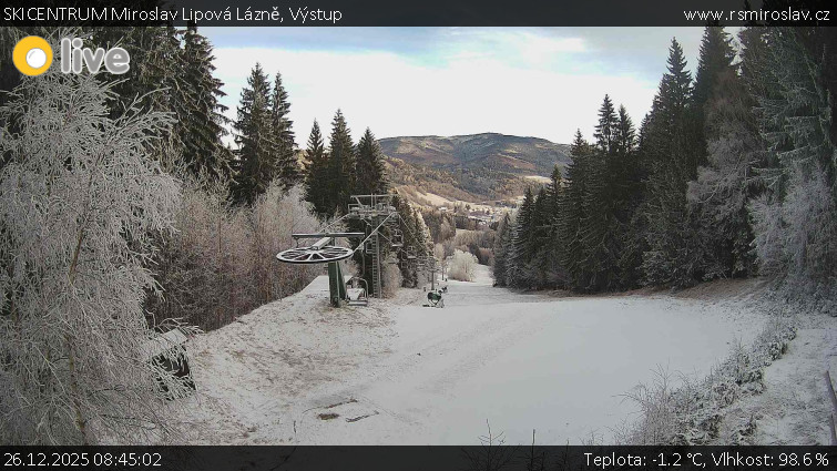 SKICENTRUM Miroslav Lipová Lázně - Výstupní stanice lanové dráhy - 26.12.2025 v 08:45
