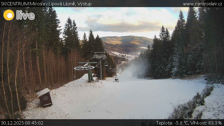 SKICENTRUM Miroslav Lipová Lázně - Výstupní stanice lanové dráhy - 30.12.2025 v 08:45