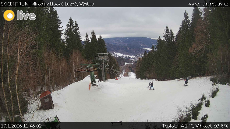 SKICENTRUM Miroslav Lipová Lázně - Výstupní stanice lanové dráhy - 17.1.2026 v 11:45