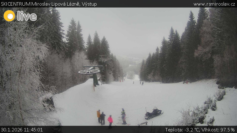 SKICENTRUM Miroslav Lipová Lázně - Výstupní stanice lanové dráhy - 30.1.2026 v 11:45