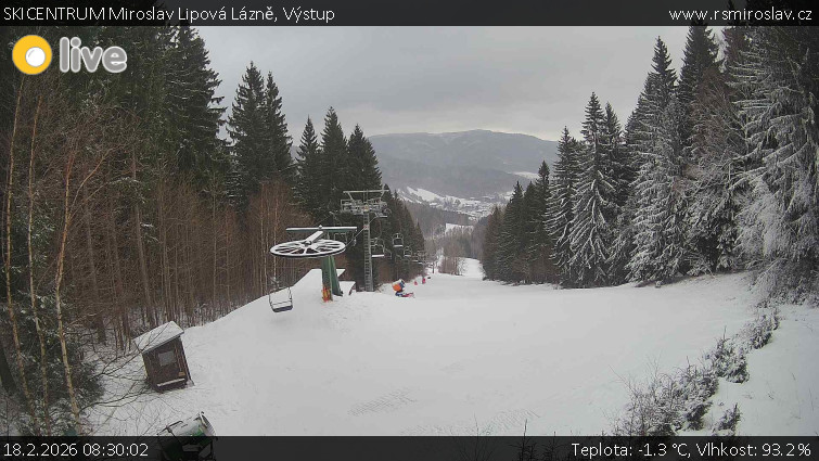 SKICENTRUM Miroslav Lipová Lázně - Výstupní stanice lanové dráhy - 18.2.2026 v 08:30