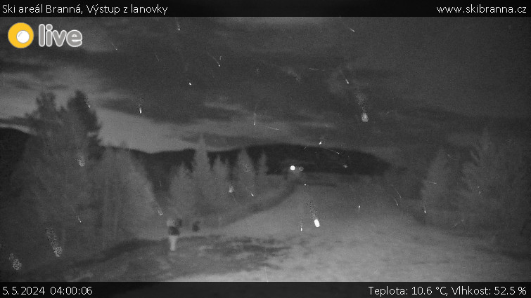 Ski areál Branná - Výstup z lanovky - 5.5.2024 v 04:00