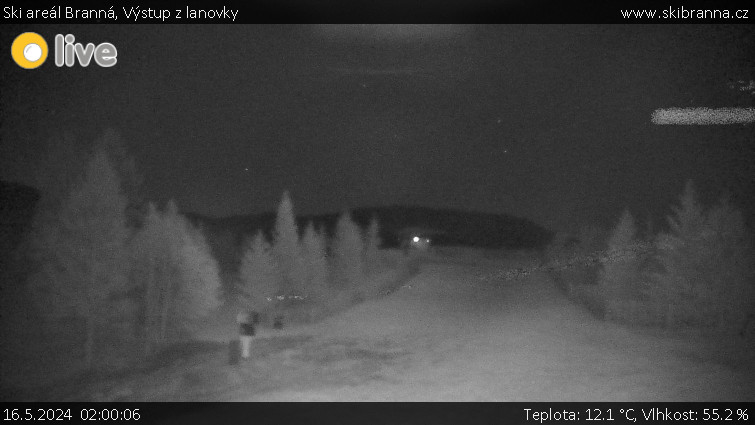 Ski areál Branná - Výstup z lanovky - 16.5.2024 v 02:00